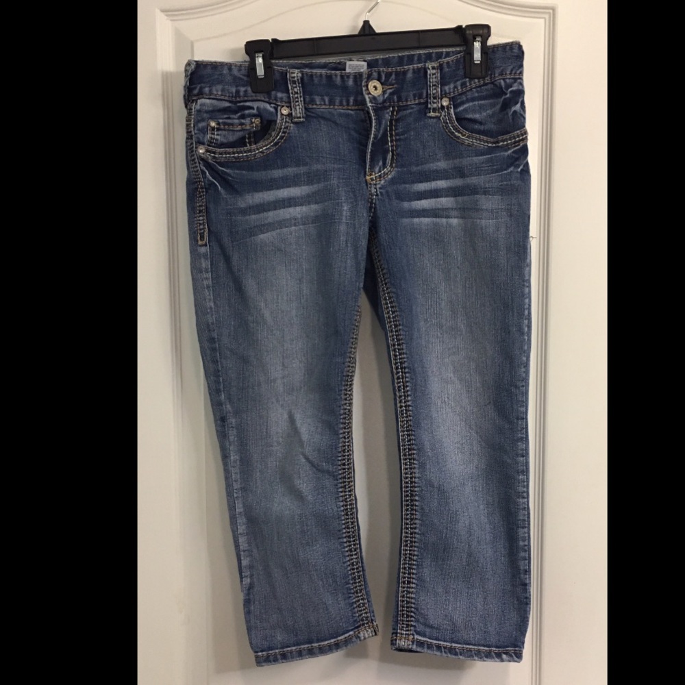 Maurice’s Cropped Jeans